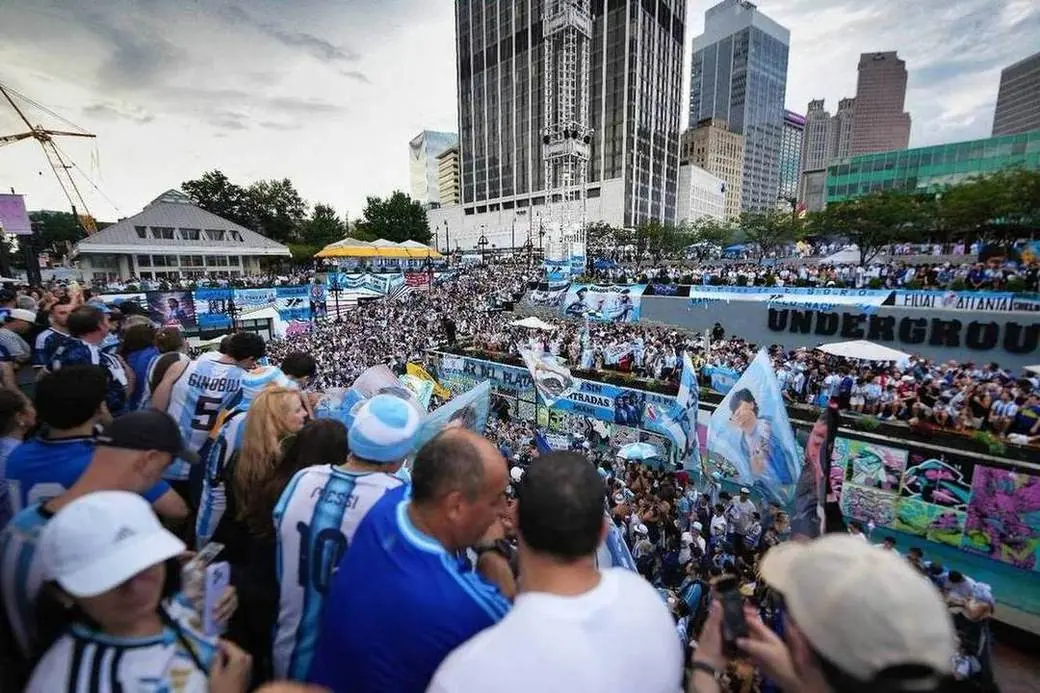 Thousands of Argentina fans fill Underground Atlanta for a semifinal watch party